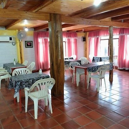 La Casona Hotel Пуерто Игуасу Екстериор снимка